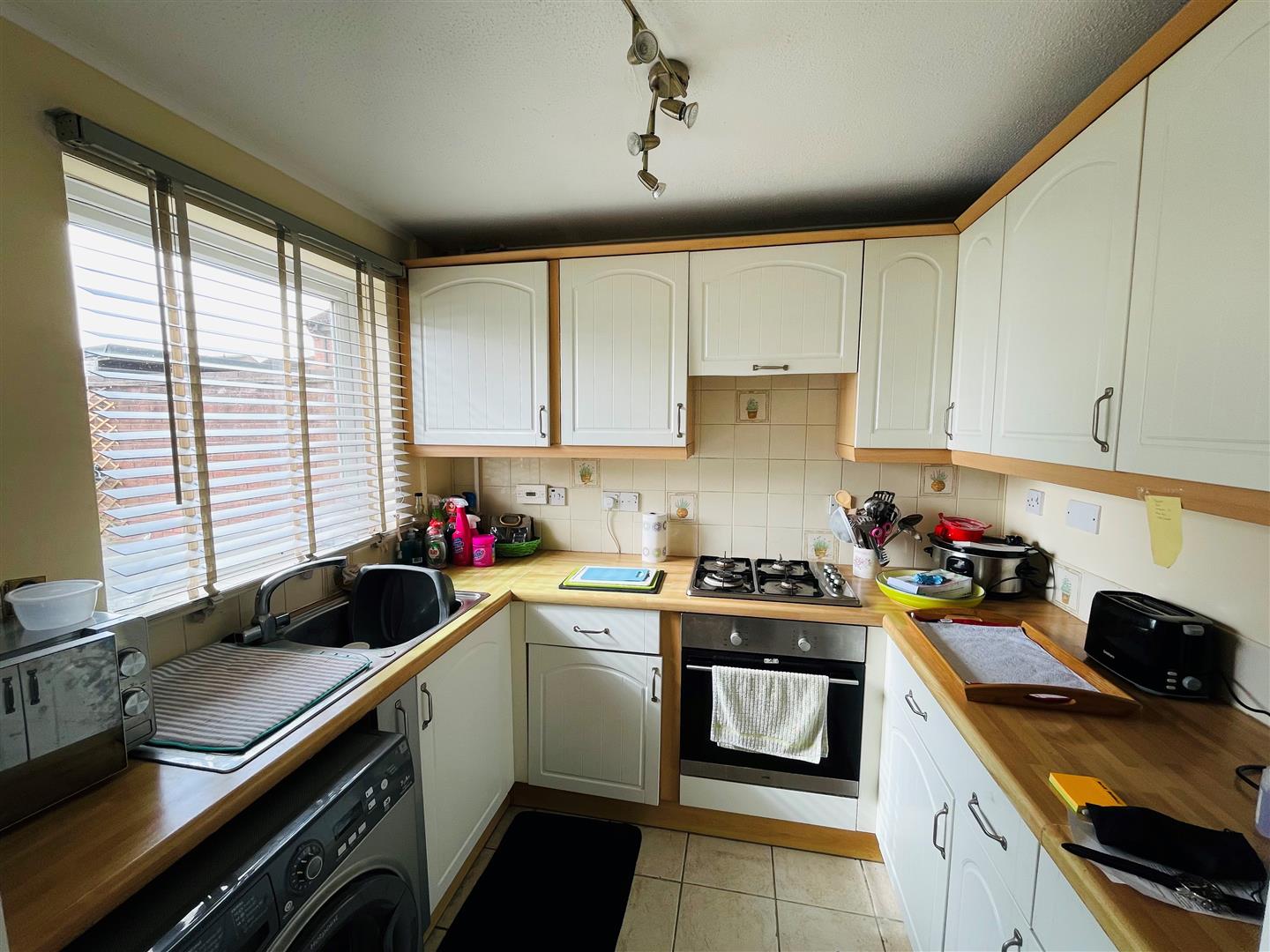 Weavers Croft, Melksham Lock and Key